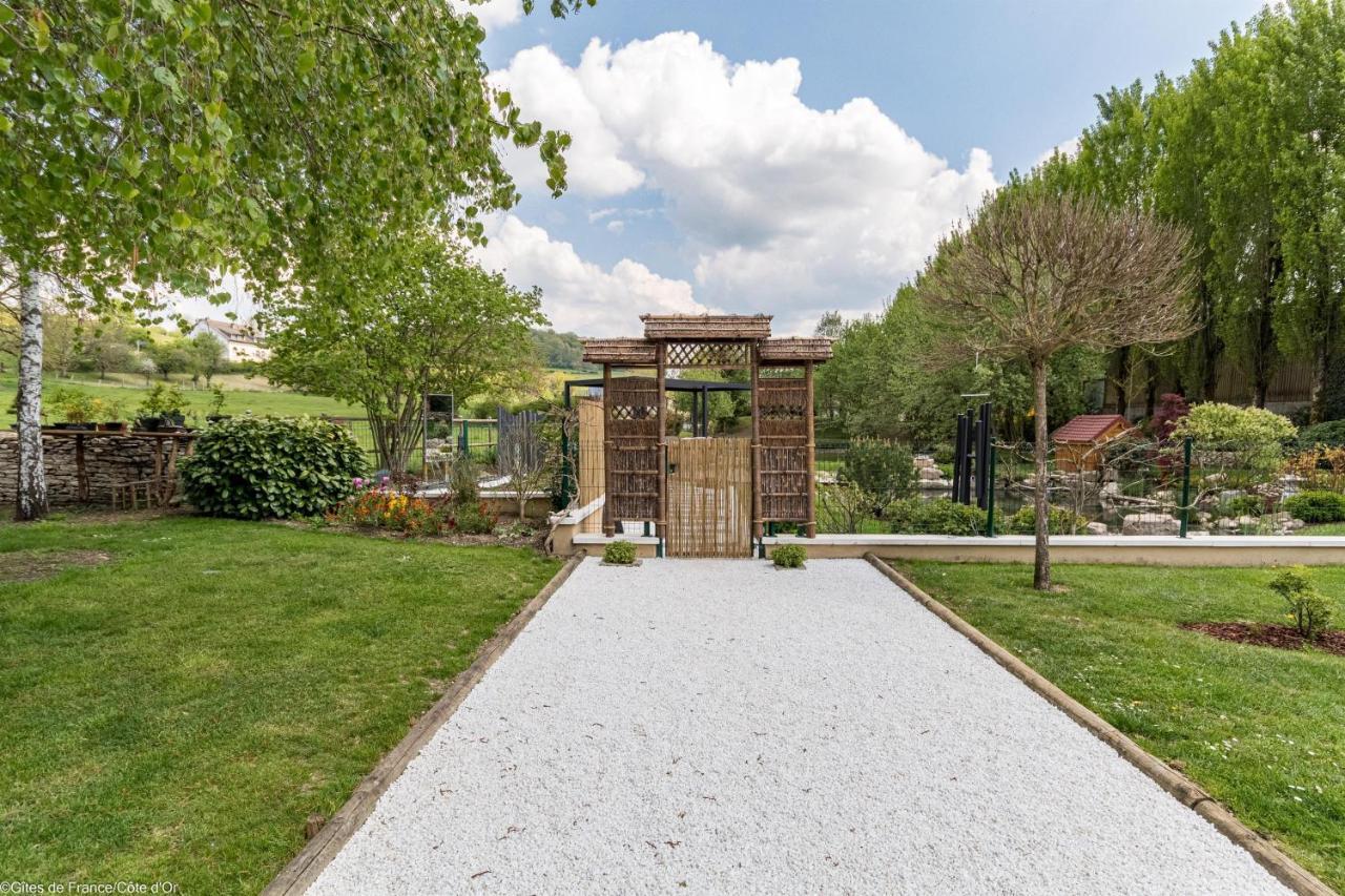 Les Gites Du Griffon Le Pin Aubigny-les-Sombernon Exterior foto